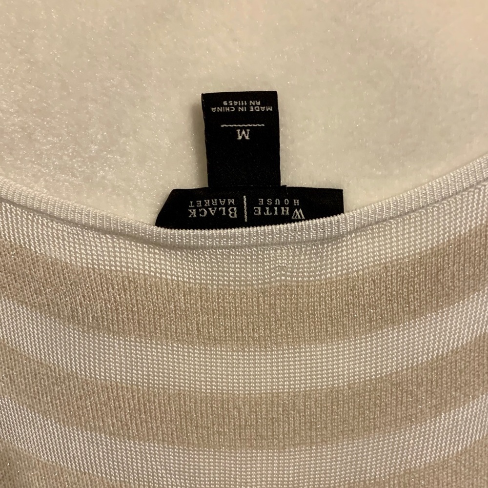 🌺WHBM M super comfy shiny sweater flawless🌺 - Picture 7 of 7